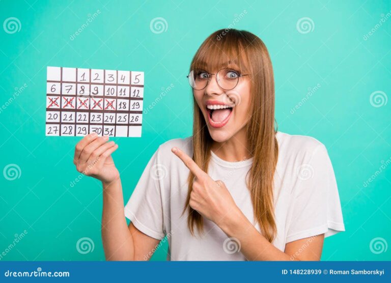 Cuándo y Con Qué Frecuencia Te Corresponden Las Vacaciones 15 calendario marcando dias de vacaciones felices