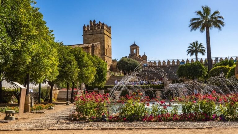 entrada principal jardin botanico cordoba naturaleza