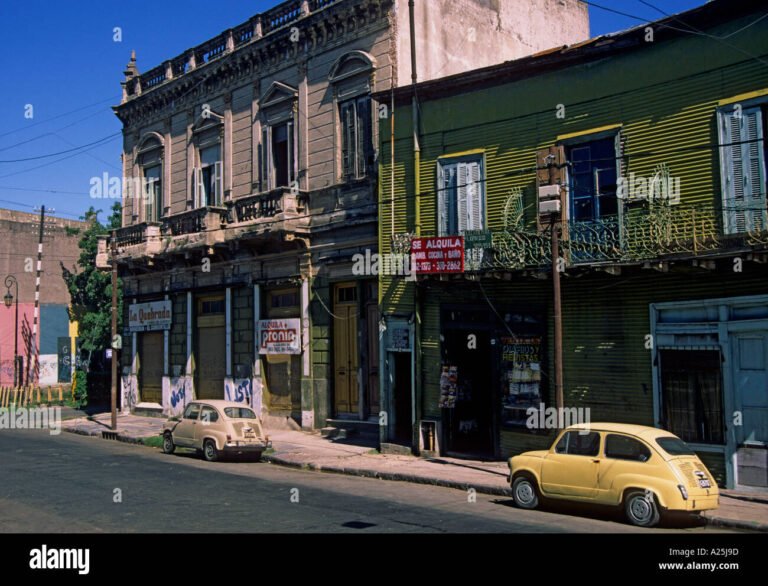 Dónde comprar un Fiat Uno usado particular en Argentina 26 fiat uno estacionado en barrio argentino
