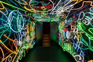 instalaciones artisticas coloridas de marta minujin