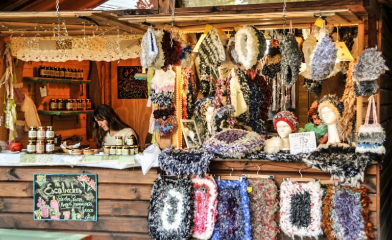 Cuáles son los mejores mercados para visitar en Villa La Angostura