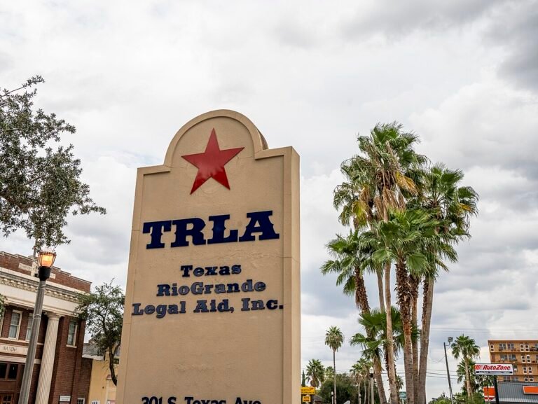 Cómo puedo hacer un reclamo en Defensa del Consumidor en Río Grande