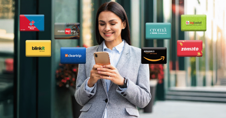 personas usando tarjeta de puntos en tienda