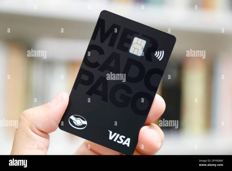 La tarjeta de Mercado Pago tiene costo de emisión o mantenimiento