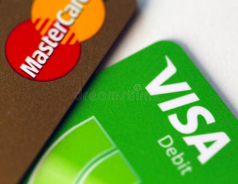 tarjeta de credito y debito visa close up